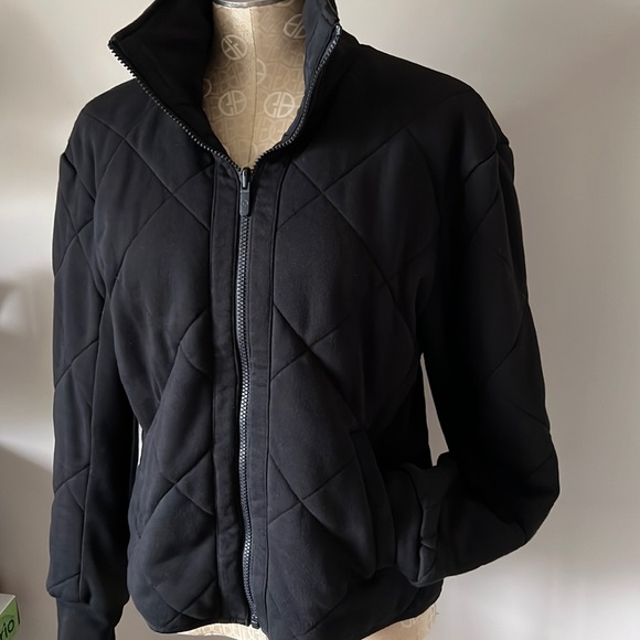 Like New Lululemon Forever Warm Jacket in Black - Picture 4 of 15